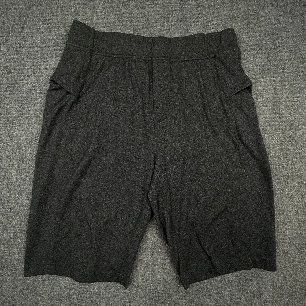 Lululemon Athletic Shorts Mens Large Gray Heathered Training Gym Lounge Shorts